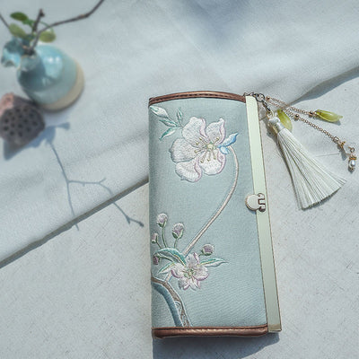 Artistic Retro Embroidery Clutch Purse for Women